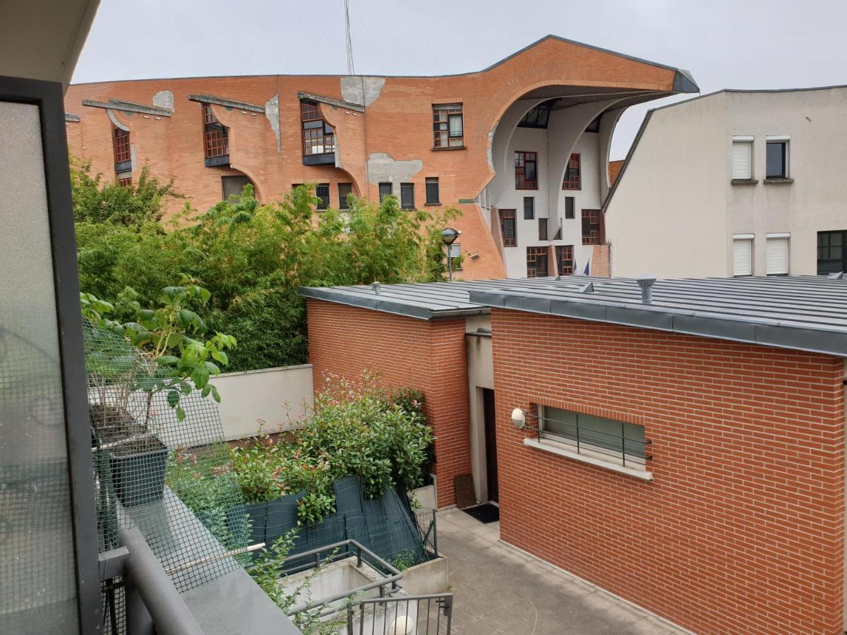 סן-דני Spacieux Et Calme, Style Parisien, Toutes Commodites, Ideal Pour Un Sejour Authentique מראה חיצוני תמונה
