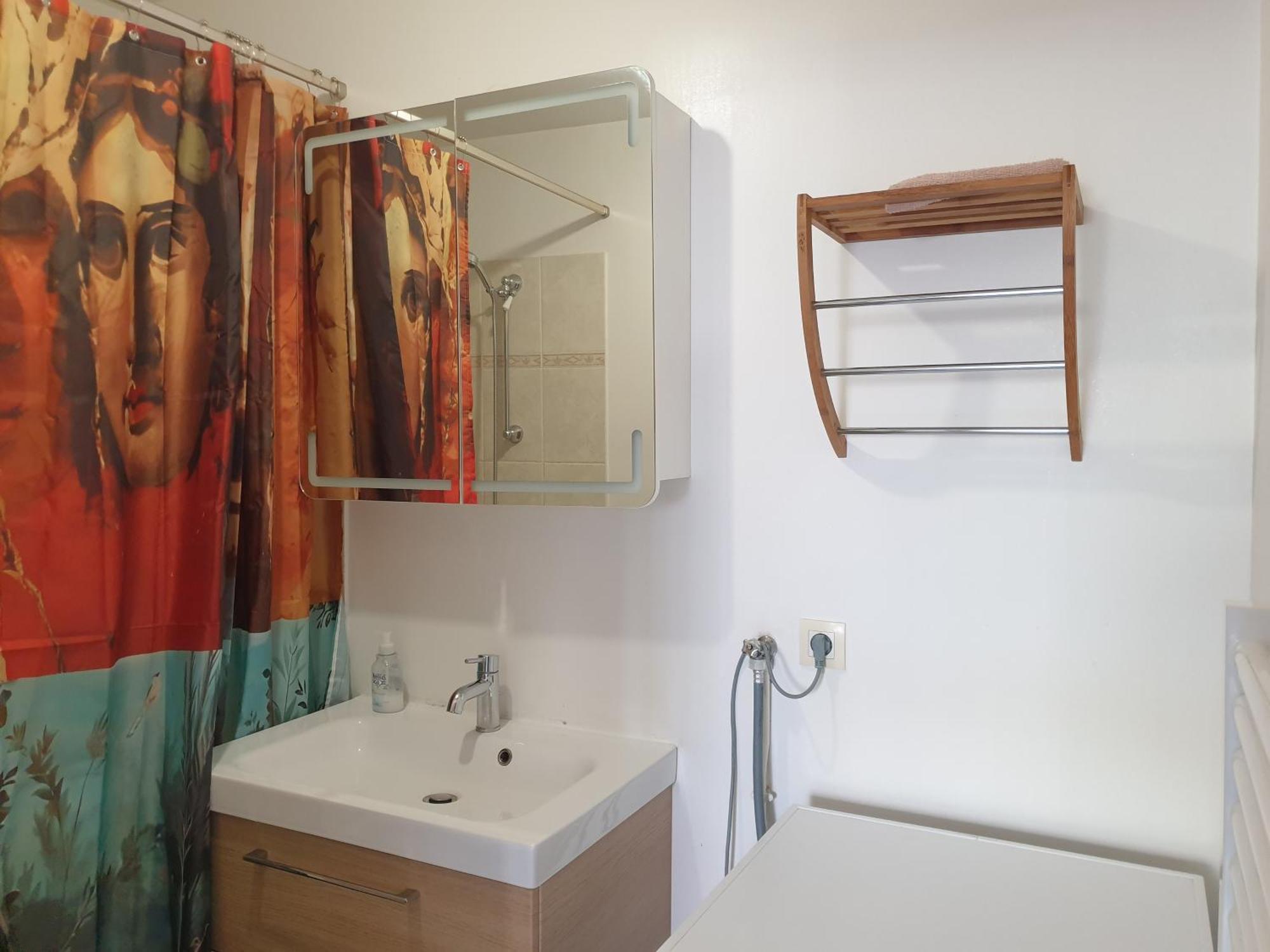 סן-דני Spacieux Et Calme, Style Parisien, Toutes Commodites, Ideal Pour Un Sejour Authentique מראה חיצוני תמונה